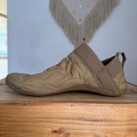 Merrell Coyotes Tan Quilted Nylon Lightweight Zero Drop Slip On Shoe Size 9 - Picture 9 of 13